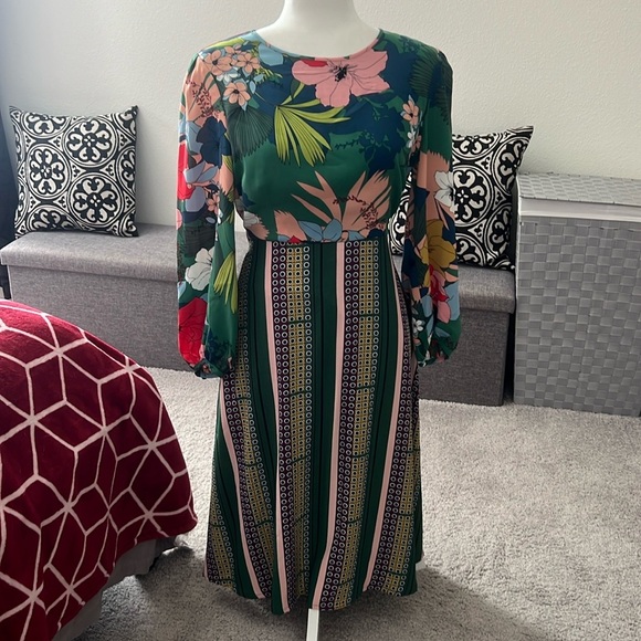 NWOT Anthropologie Green Floral Midi Dress - 6 Petite - Picture 3 of 13
